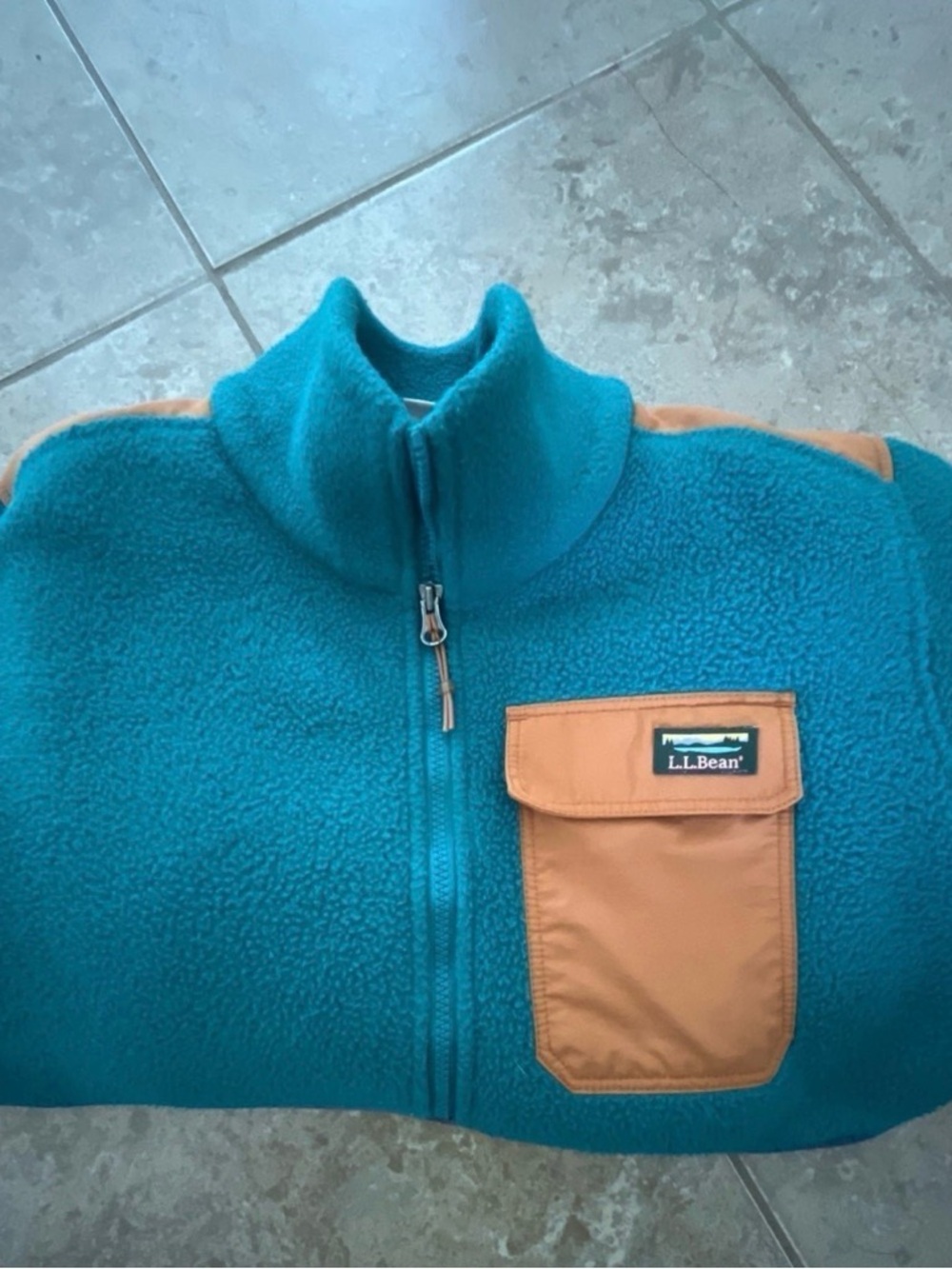 LL bean Fleece Pullover - Picture 5 of 5